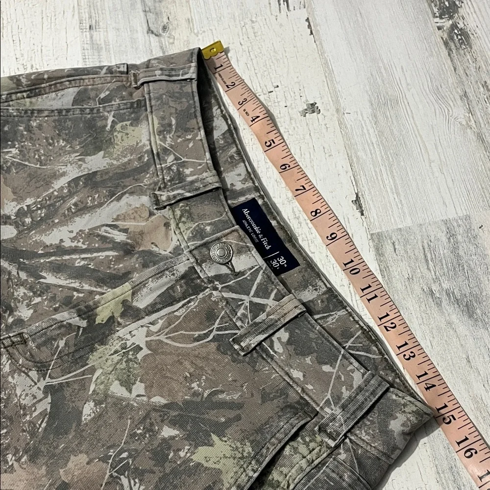 Abercrombie & Fitch Athletic Loose  Camouflage Men Pants Size 30 - Picture 13 of 14